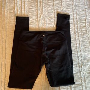 LULULEMON black full length wunder under
